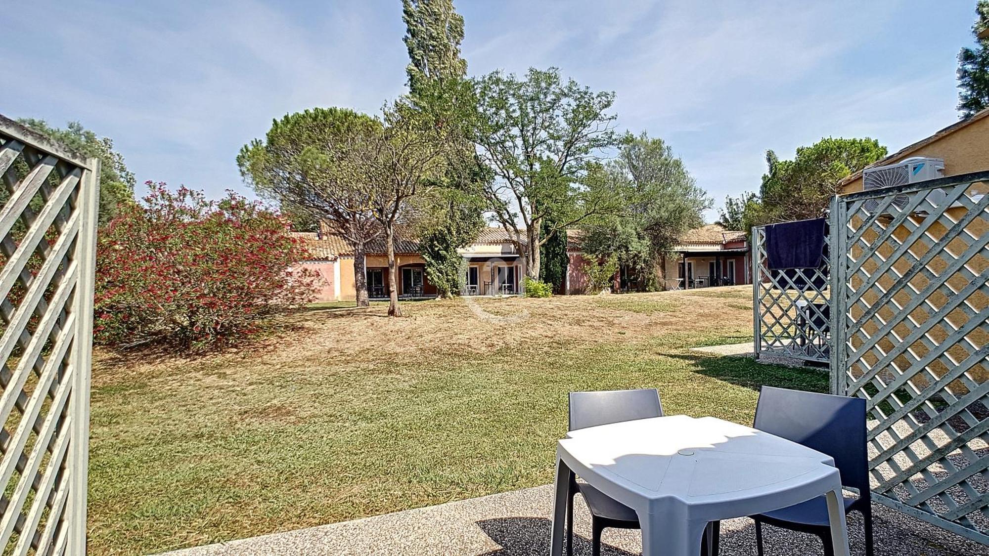 Appartement Residence De Vacances Les Hameaux De Camargue Арль Экстерьер фото